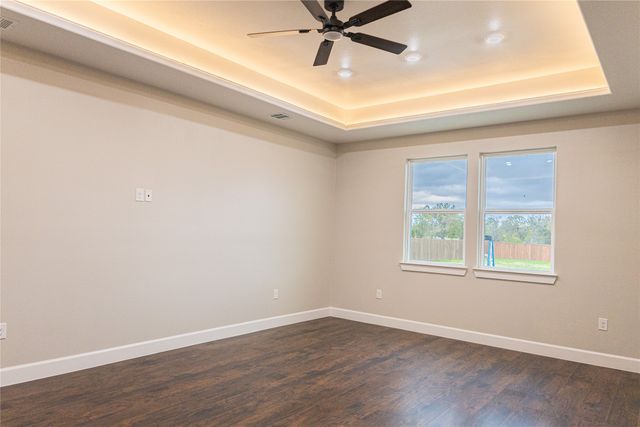 604 Crenshaw Street, Terrell, TX 75160