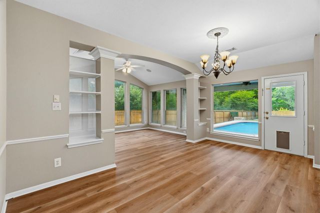 2300 Falkirk CV, Round Rock, TX 78681