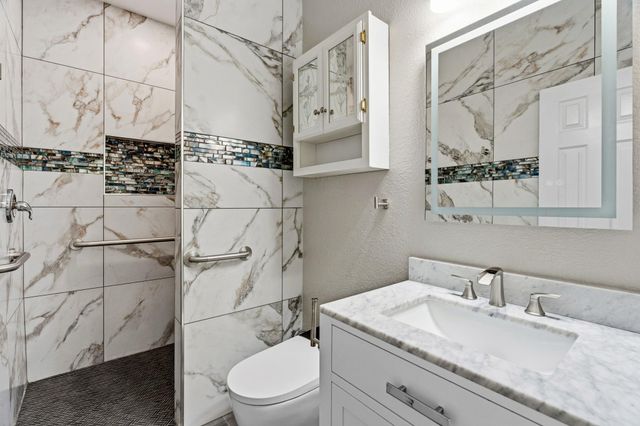 2300 Falkirk CV, Round Rock, TX 78681