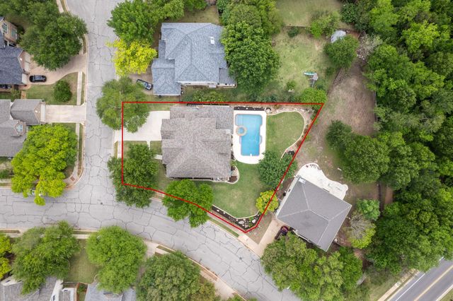 2300 Falkirk CV, Round Rock, TX 78681