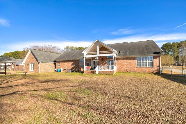 485 E Emerald Lake Drive, Sumter, SC 29153