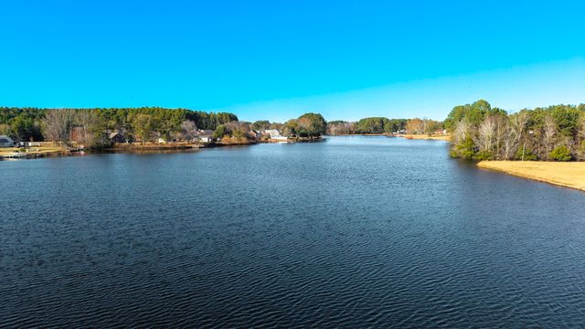 485 E Emerald Lake Drive, Sumter, SC 29153