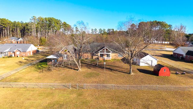 485 E Emerald Lake Drive, Sumter, SC 29153