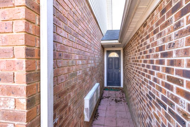 485 E Emerald Lake Drive, Sumter, SC 29153