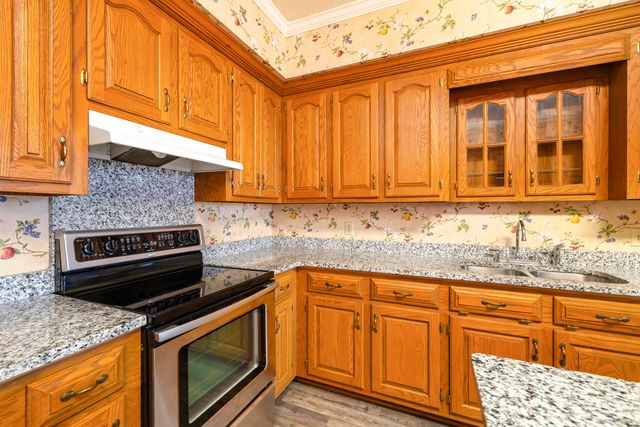 485 E Emerald Lake Drive, Sumter, SC 29153