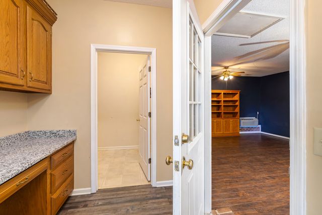 485 E Emerald Lake Drive, Sumter, SC 29153