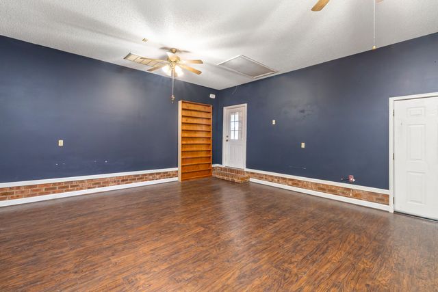 485 E Emerald Lake Drive, Sumter, SC 29153