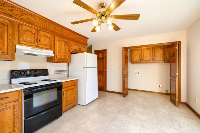 485 E Emerald Lake Drive, Sumter, SC 29153