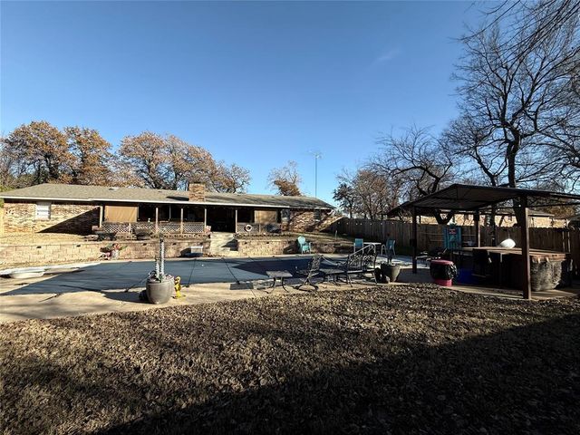 18 Quail Drive, Ninnekah, OK 73067