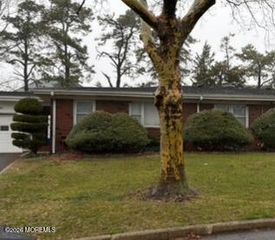 420 Laurel Brook Drive C, Brick, NJ 08724