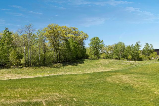 5720 57th Place N, Lake Elmo, MN 55042
