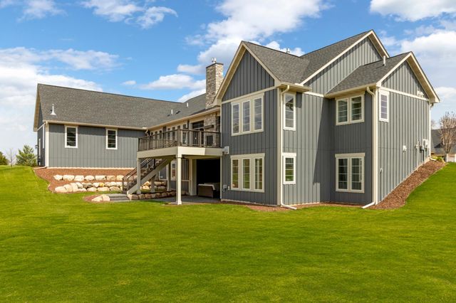 5720 57th Place N, Lake Elmo, MN 55042