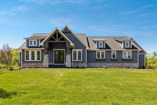 5720 57th Place N, Lake Elmo, MN 55042