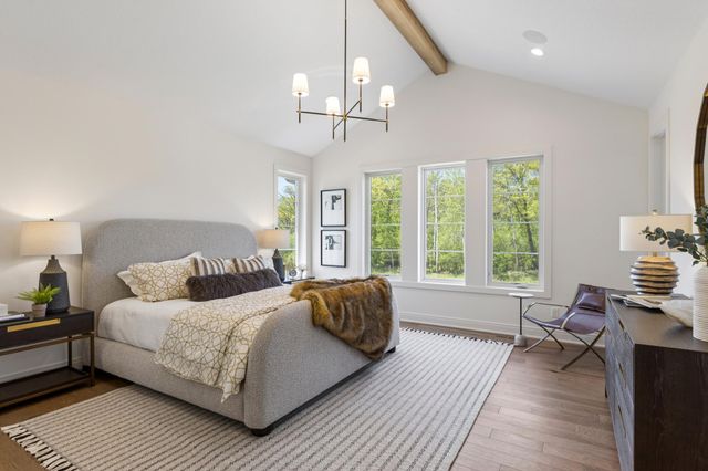 5720 57th Place N, Lake Elmo, MN 55042