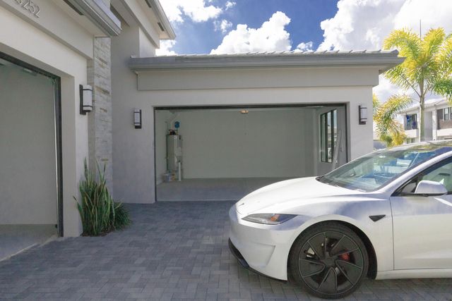 8252 Crystal Downs Avenue, Boca Raton, FL 33434