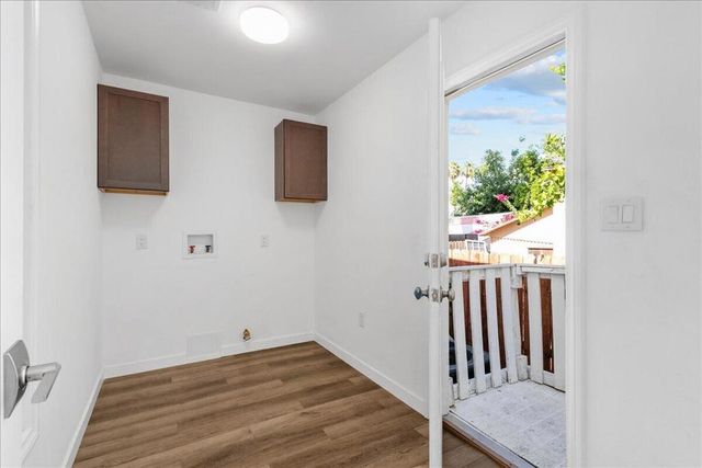 102 Fondulac Street, Palm Springs, CA 92264