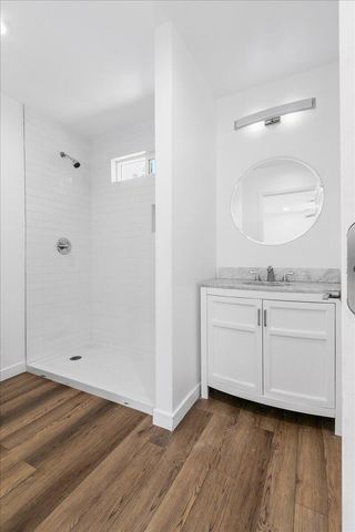 102 Fondulac Street, Palm Springs, CA 92264