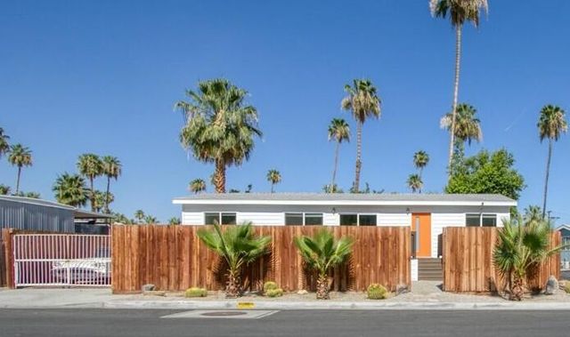 102 Fondulac Street, Palm Springs, CA 92264