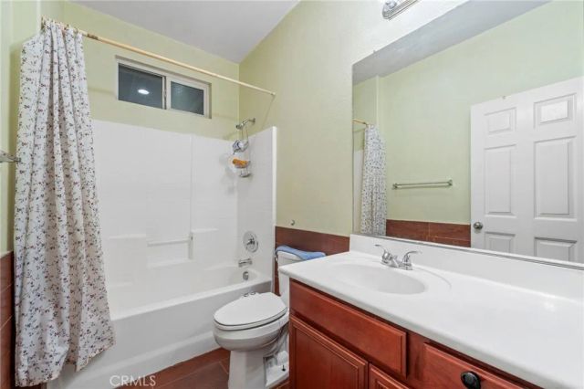 1553 W Ceres, Rialto, CA 92376