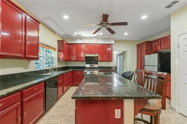 1553 W Ceres, Rialto, CA 92376