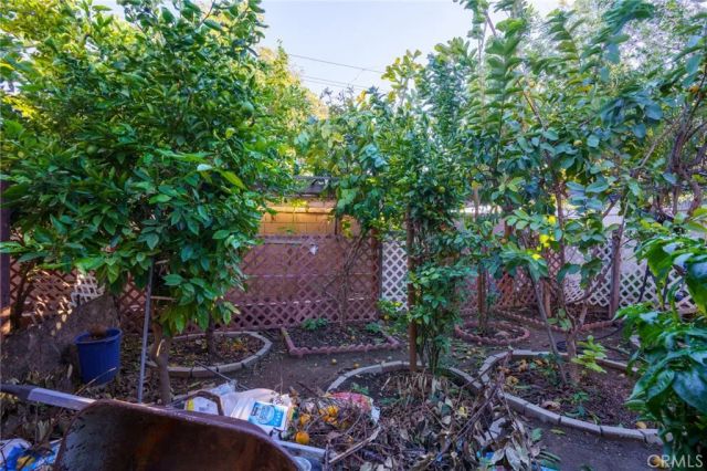 1553 W Ceres, Rialto, CA 92376