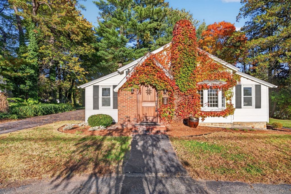 55 Elm Street, Methuen, MA 01844