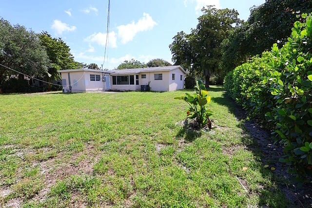 151 Henning Drive, West Palm Beach, FL 33406