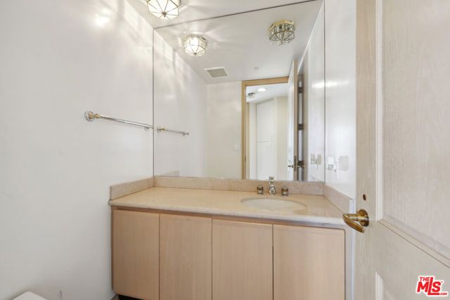 10490 Wilshire Boulevard 1402, Los Angeles, CA 90024