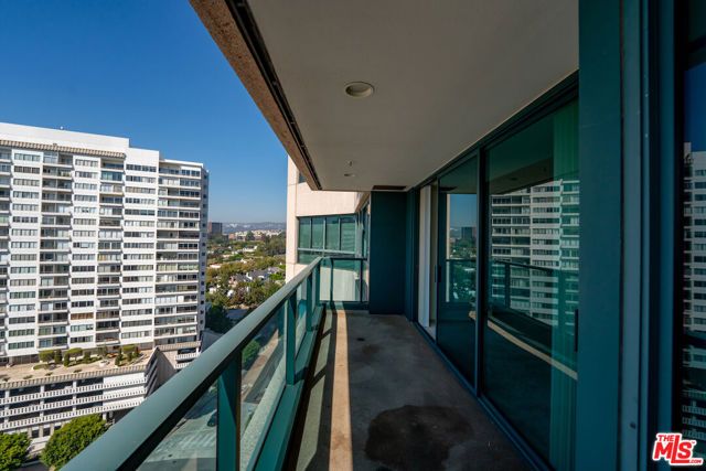 10490 Wilshire Boulevard 1402, Los Angeles, CA 90024