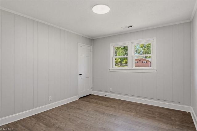 324 Chestnut Street, Yadkinville, NC 27055