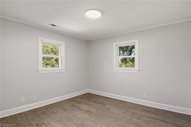 324 Chestnut Street, Yadkinville, NC 27055