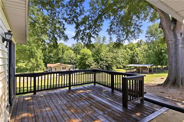 324 Chestnut Street, Yadkinville, NC 27055