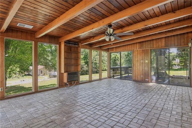 324 Chestnut Street, Yadkinville, NC 27055