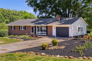324 Chestnut Street, Yadkinville, NC 27055