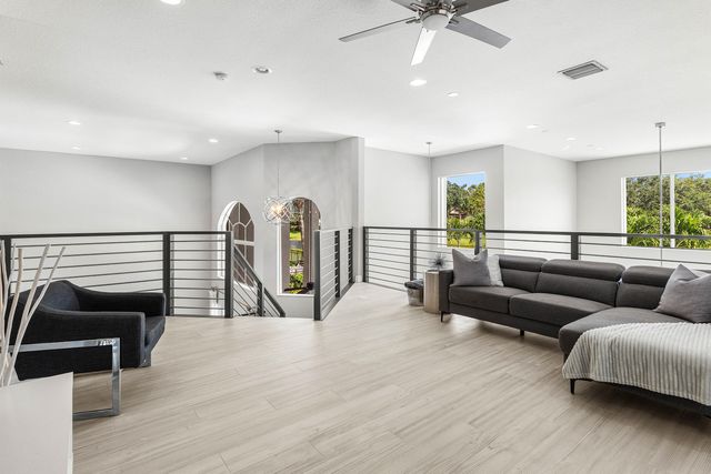 8861 Starhaven Cove, Boynton Beach, FL 33473