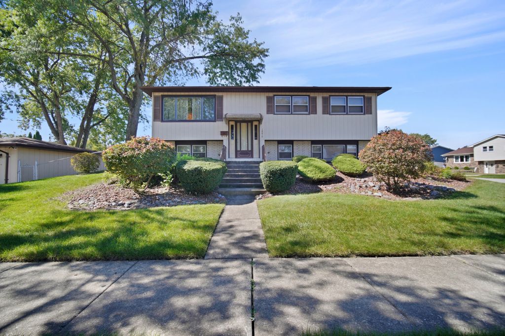 16010 Olcott Avenue, Tinley Park, IL 60477 — exterior