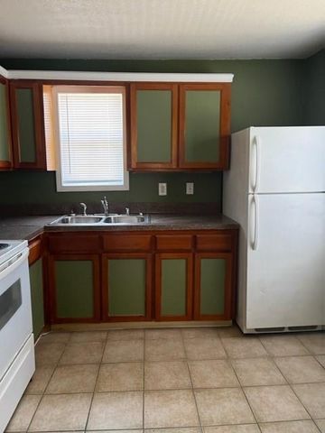 1614 Ryon Street A, Houston, TX 77009