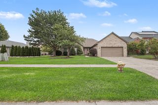 49316 Deerfield Park, Macomb Township, MI 48044