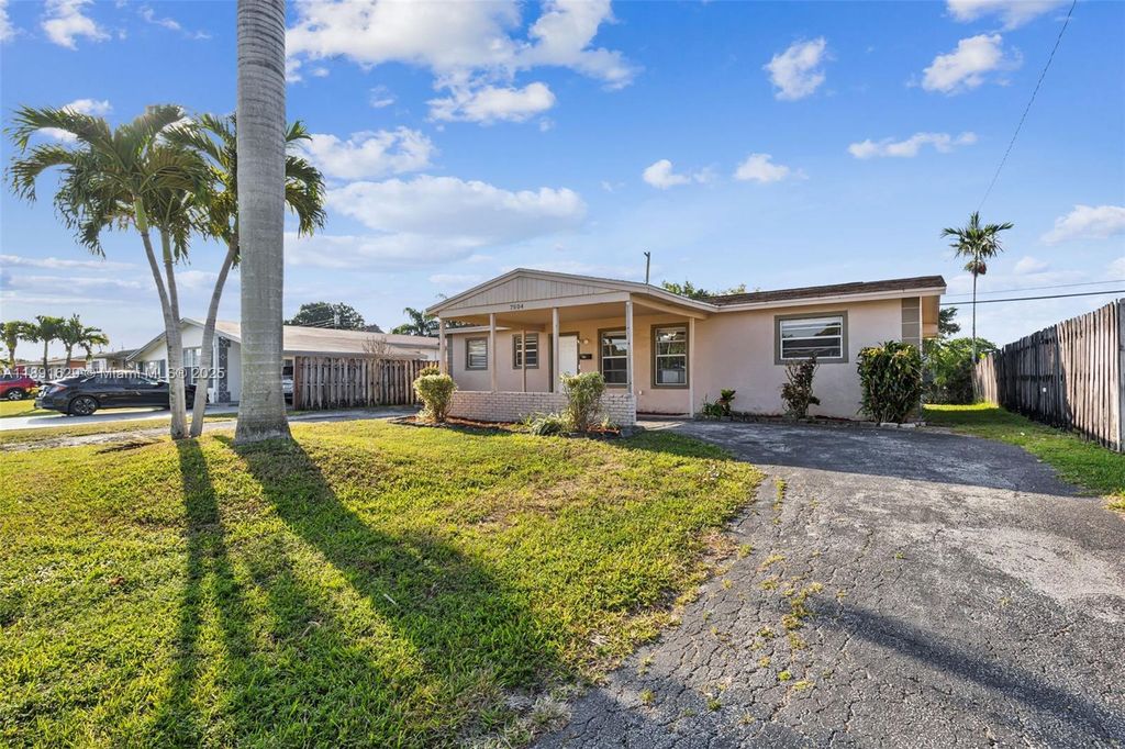 7804 Meridian St, Miramar, FL 33023