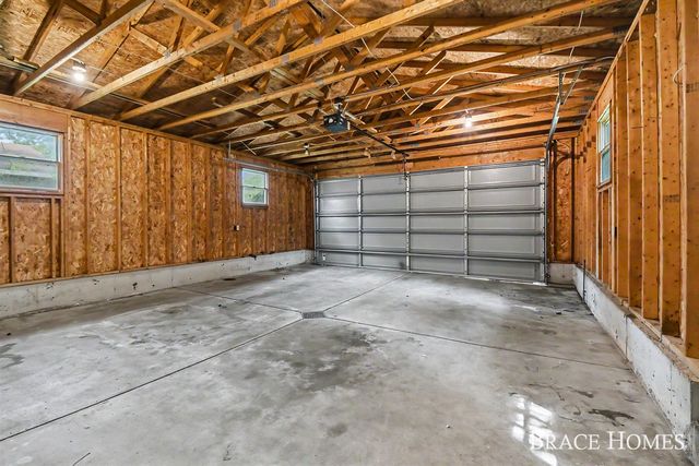 10748 100th Street, Alto, MI 49302