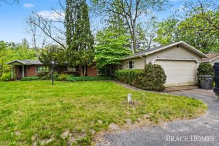 10748 100th Street, Alto, MI 49302