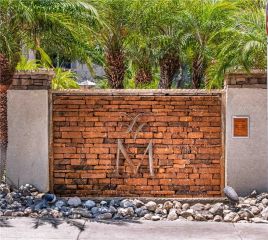 5520 Owensmouth 108, Woodland Hills, CA 91367