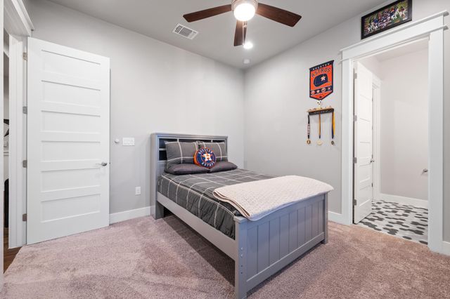 401 Highland Bluff DR, Georgetown, TX 78633