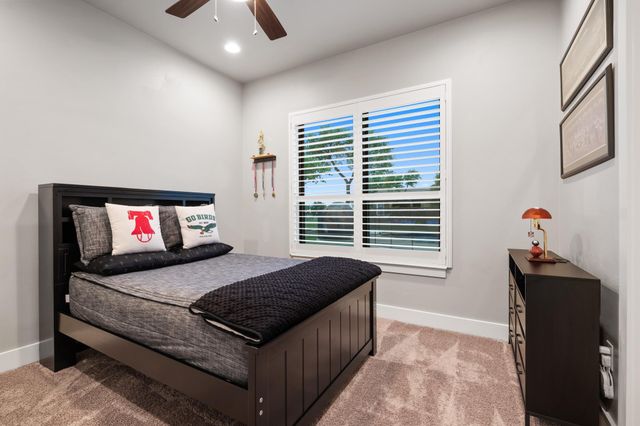 401 Highland Bluff DR, Georgetown, TX 78633