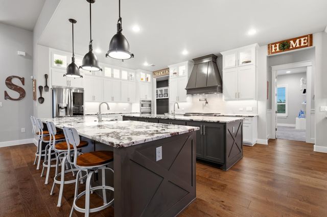 401 Highland Bluff DR, Georgetown, TX 78633