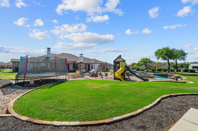 401 Highland Bluff DR, Georgetown, TX 78633