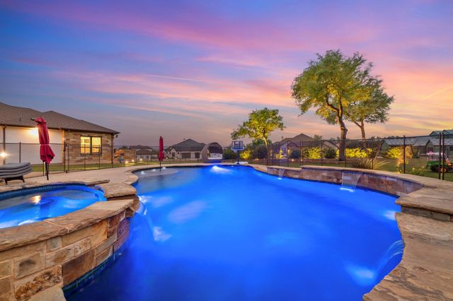 401 Highland Bluff DR, Georgetown, TX 78633