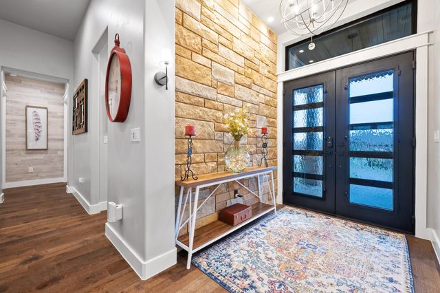 401 Highland Bluff DR, Georgetown, TX 78633