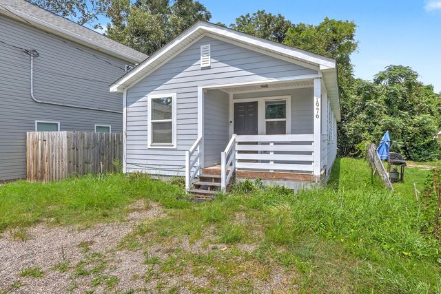 1976 Hugo Avenue, North Charleston, SC 29405