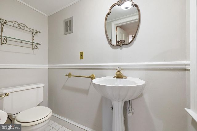 9 GRANITE RD, Wilmington, DE 19803